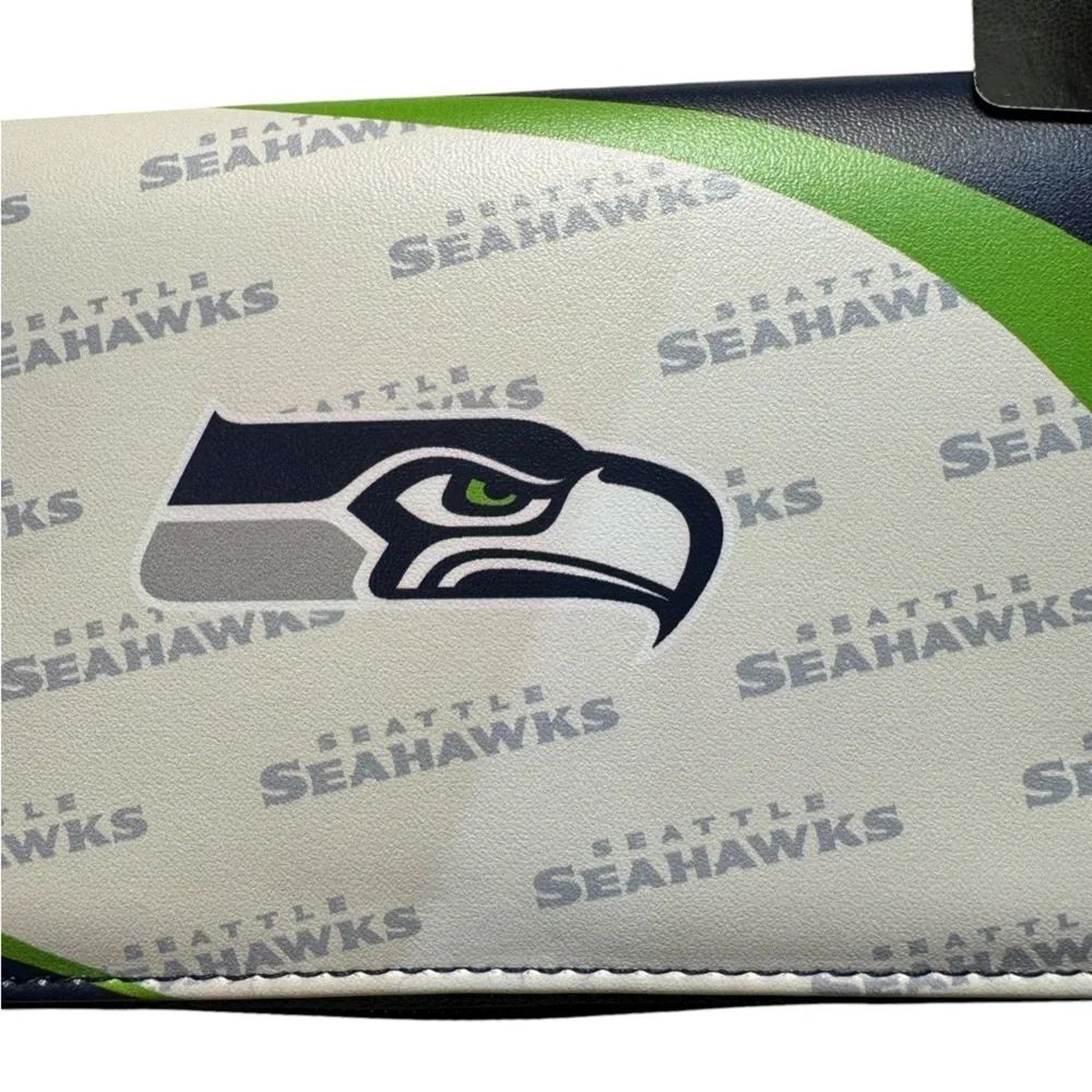 Little Earth Navy Green Cream Seattle Seahawks Wristlet Wallet